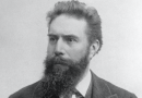 【物理史上的十一月】Nov. 8, 1895：倫琴（Wilhelm Conrad Röntgen）發現X射線