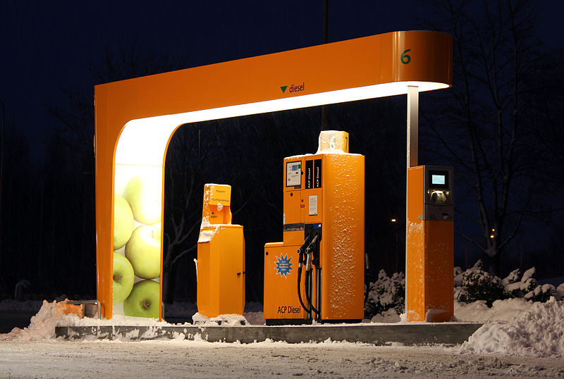 800px-Dieselpump_Preem_Avesta